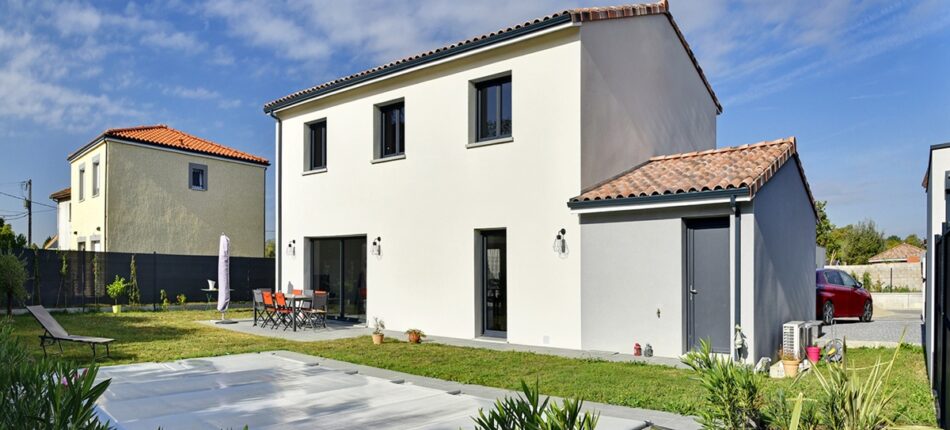 Maison contemporaine à étage de 141 m² à Castelmaurou (31) 