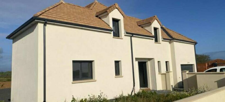 Maison moderne à étage, située à Caen (14)  - Maison moderne Caen