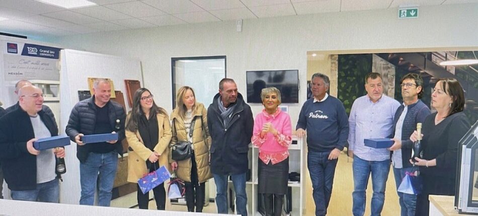 Nous félicitons nos trois meilleurs vendeurs du Bassin Parisien !  - Récompenses meilleurs vendeurs Bassin Parisien - Maisons France Confort