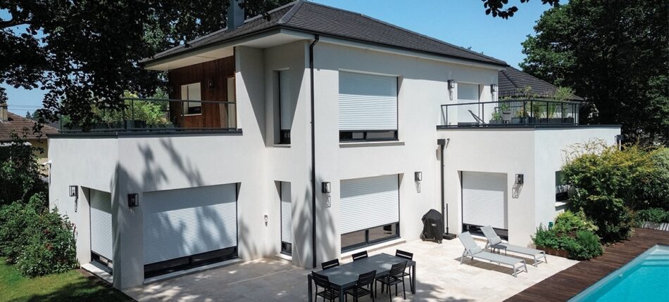Une maison contemporaine avec piscine pensée sur mesure à Évreux (27) !  - Realisation maison Evreux - Maisons France Confort
