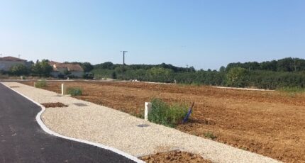 Roullet-Saint-Estèphe Terrain à bâtir - 2096543-11045annonce120250305FkxdL.jpeg Maisons France Confort