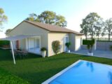 Maison à construire à Mallemort (13370) 2136488-417modele6201907157MurE.jpeg Maisons France Confort