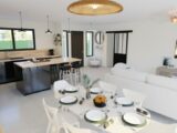 Maison à construire à Vallon-Pont-d’Arc (07150) 2145176-5100modele720240402k1pkB.jpeg Maisons France Confort