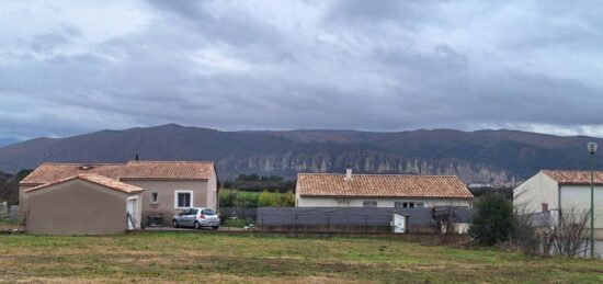 Maison neuve à , Alpes-de-Haute-Provence