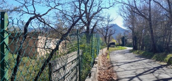 Terrain à bâtir à Trets, Provence-Alpes-Côte d'Azur