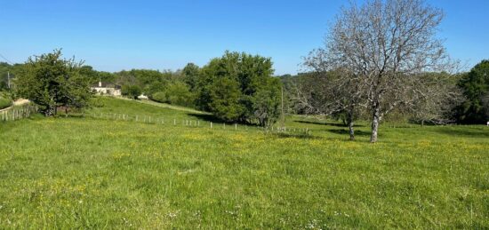 Terrain à bâtir à , Dordogne