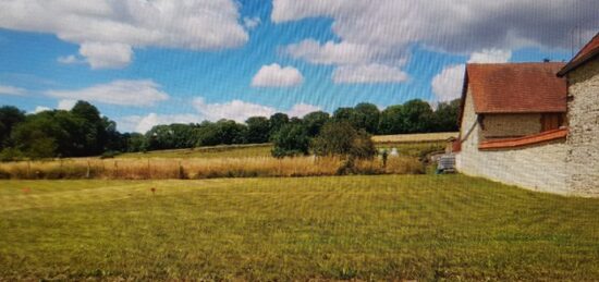 Terrain à bâtir à Houville-en-Vexin, Normandie