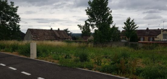 Terrain à bâtir à Courcelles-sur-Seine, Normandie