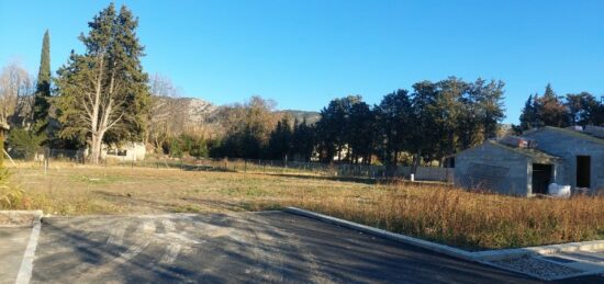 Terrain à bâtir à Cheval-Blanc, Provence-Alpes-Côte d'Azur