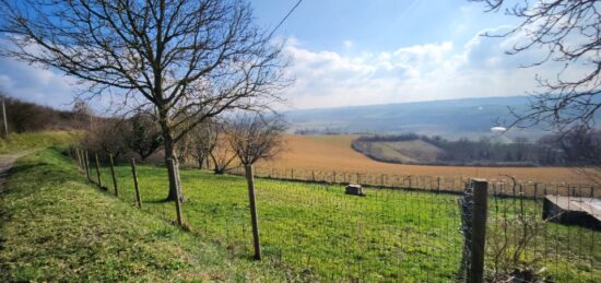 Terrain à bâtir à Chuzelles, Auvergne-Rhône-Alpes