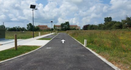 Poucharramet Terrain à bâtir - 2158682-10326annonce220250515Oal98.jpeg Maisons France Confort