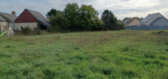 Terrain à bâtir à Saint-Jean-d'Assé, Pays de la Loire