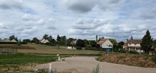 Terrain à bâtir à Mézières-en-Drouais, Centre-Val de Loire