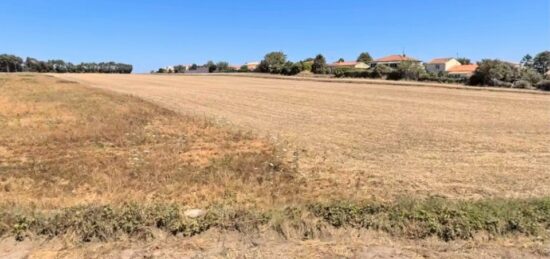 Terrain à bâtir à Salles-sur-Mer, Nouvelle-Aquitaine