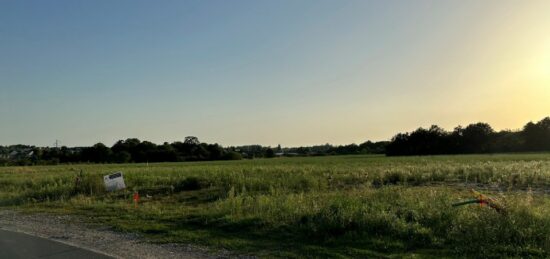 Terrain à bâtir à Truyes, Centre-Val de Loire