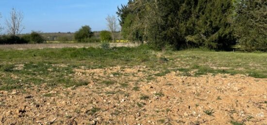 Terrain à bâtir à Berchères-Saint-Germain, Centre-Val de Loire