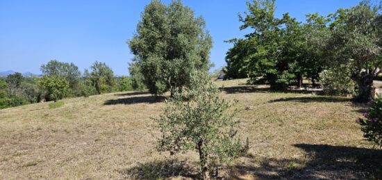Terrain à bâtir à , Var