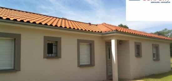 Maison neuve à Array, Array