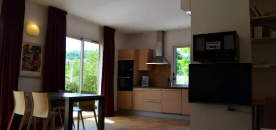 Maison neuve à , Array