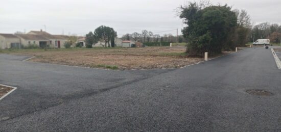 Terrain à bâtir à Pisany, Nouvelle-Aquitaine