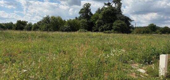 Terrain à bâtir à , Charente