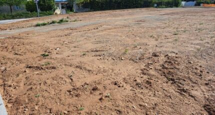 Pourrières Terrain à bâtir - 2215280-11041annonce520250704lstTi.jpeg Maisons France Confort
