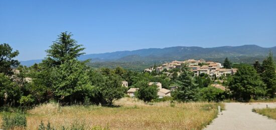 Terrain à bâtir à Grambois, Provence-Alpes-Côte d'Azur