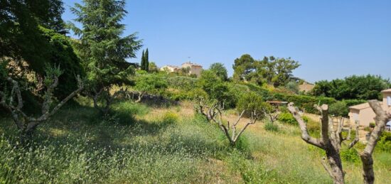 Terrain à bâtir à Grambois, Provence-Alpes-Côte d'Azur
