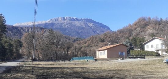 Terrain à bâtir à , Hautes-Alpes