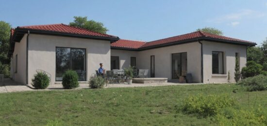 Maison neuve à Aurillac, Auvergne-Rhône-Alpes