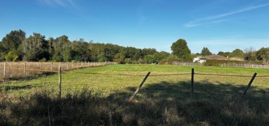 Terrain à bâtir à Lignan-de-Bordeaux, Nouvelle-Aquitaine