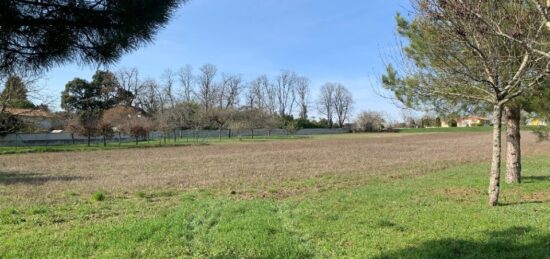 Terrain à bâtir à Hiersac, Nouvelle-Aquitaine