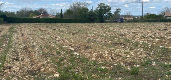 Terrain à bâtir à , Lot