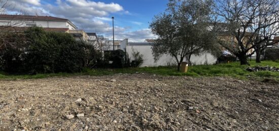 Terrain à bâtir à , Haute-Garonne