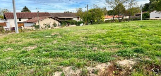 Terrain à bâtir à , Ain