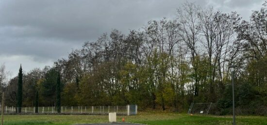 Terrain à bâtir à , Charente