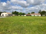 Terrain à bâtir à Saint-Vaize (17100) 2306969-1046annonce120250527c04wk.jpeg Maisons France Confort