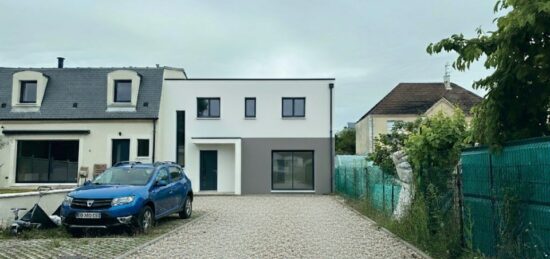 Maison neuve à Houilles, Île-de-France