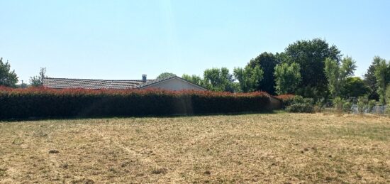 Terrain à bâtir à Le Pizou, Nouvelle-Aquitaine
