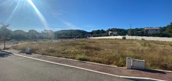 Terrain à bâtir à Brignoles, Provence-Alpes-Côte d'Azur