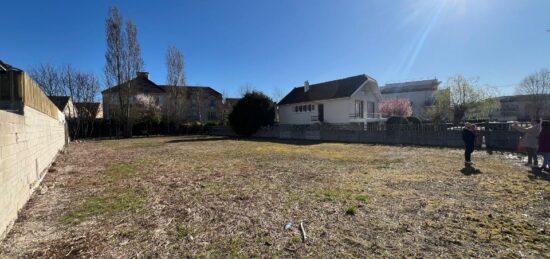 Terrain à bâtir à Roissy-en-France, Île-de-France