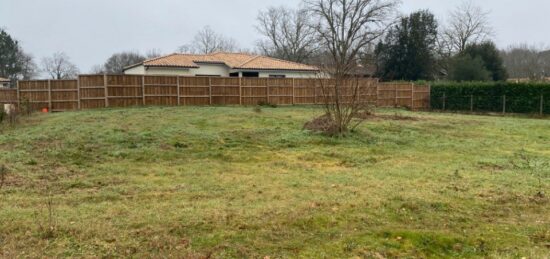 Terrain à bâtir à , Gironde