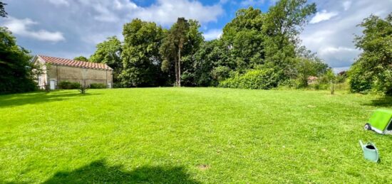 Terrain à bâtir à Buellas, Auvergne-Rhône-Alpes