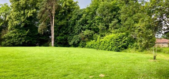 Terrain à bâtir à , Ain