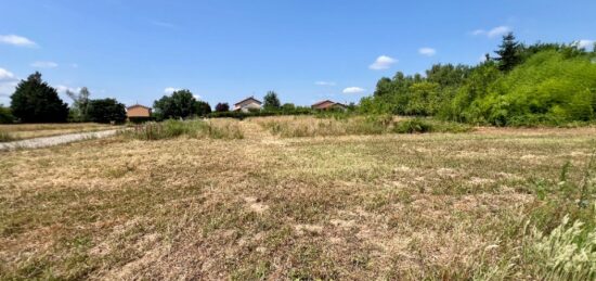 Terrain à bâtir à , Ain