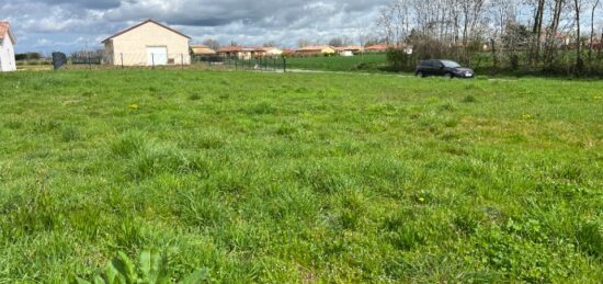 Terrain à bâtir à , Ain