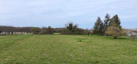 Terrain à bâtir à Celles, Nouvelle-Aquitaine