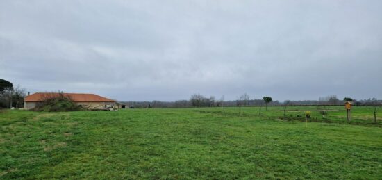 Terrain à bâtir à Boisredon, Nouvelle-Aquitaine