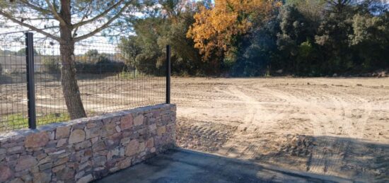 Terrain à bâtir à Aujargues, Occitanie