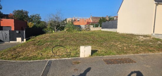 Terrain à bâtir à Allonnes, Pays de la Loire